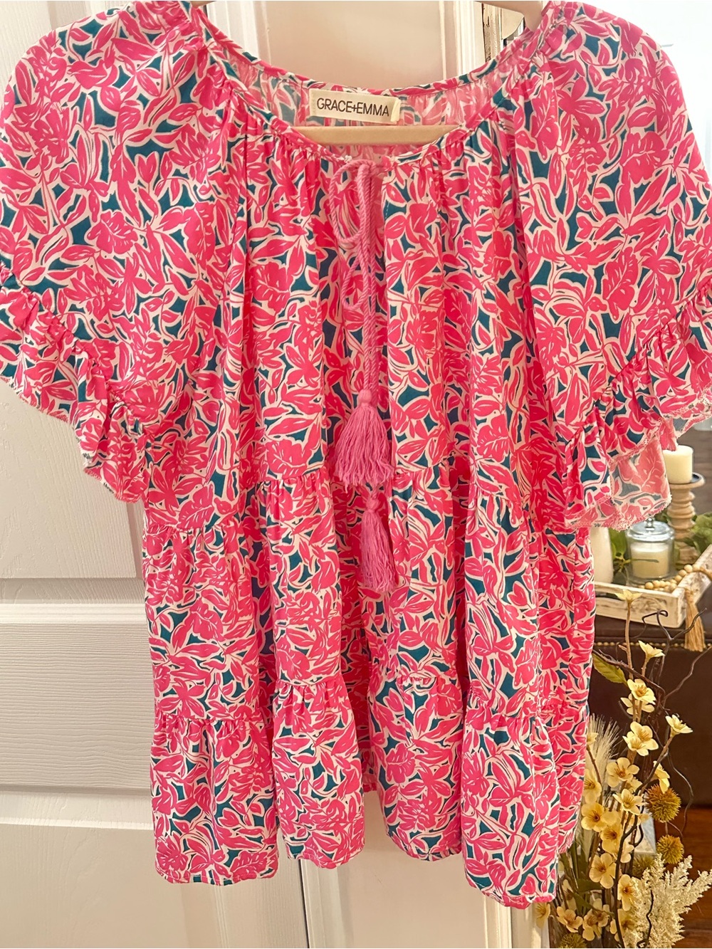 BNWOT Boutique Brand Grace + Emma Pink Floral Tassel Peasant Blouse